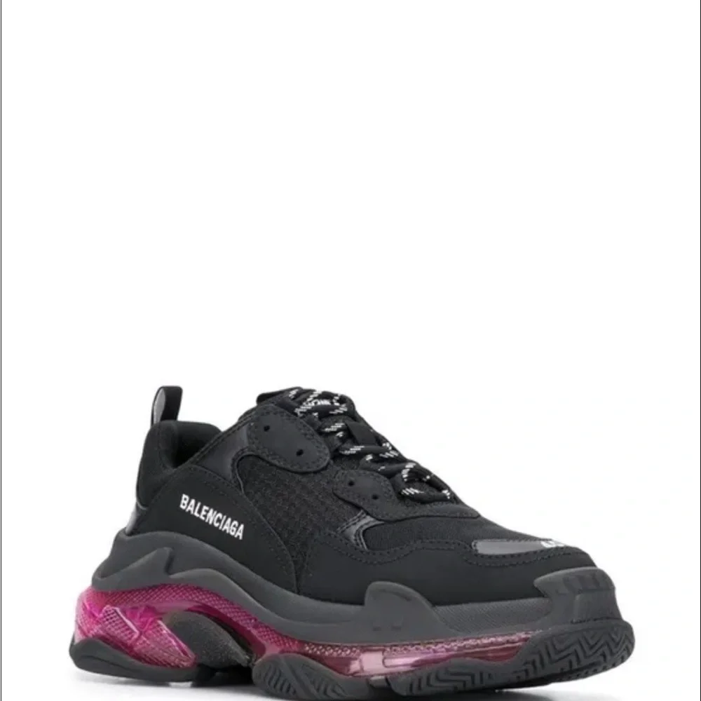 Brand new Balenciaga women’s triple s lug sole sneakers (black/pink) size 8 US - Picture 1 of 12